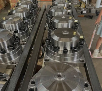 Maanshan DongQiang Machinery Manufacturing High Quality Spare Parts Of Hydraulic Breaker Accumulator For HB20G SB81 SB100 SB121 SB131 SB151