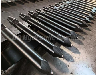 Maanshan DongQiang Machinery Manufacturing High Quality Spare Parts Of Hydraulic Breaker Moil Chisel 135*1300 140*1300 For HB20G SB81 SB100 SB121 SB131 SB151